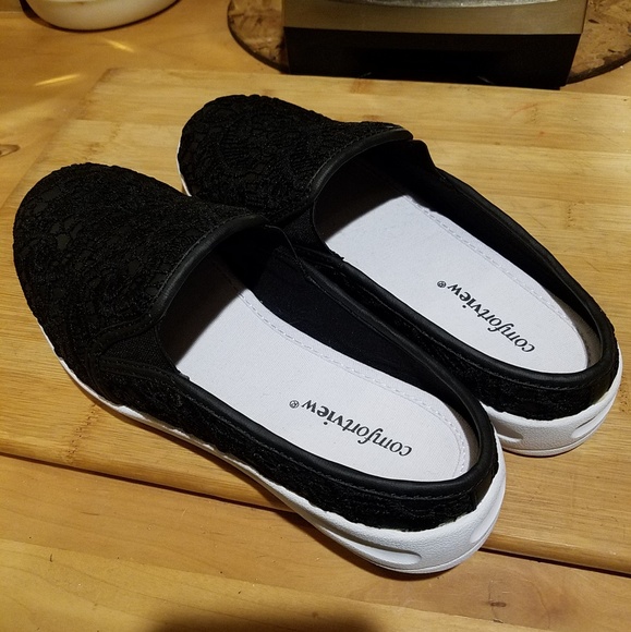 ComFort View. MULES....NWT - Picture 4 of 7